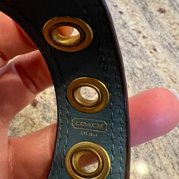 NWOT Coach Gorgeous Blue Leather Gold Gromet ✨️ 💙 Bracelet - Picture 3 of 6